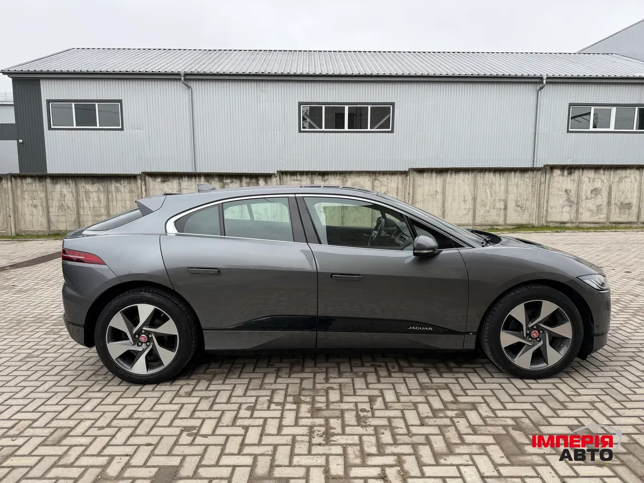 Jaguar I-Pace - фото 4