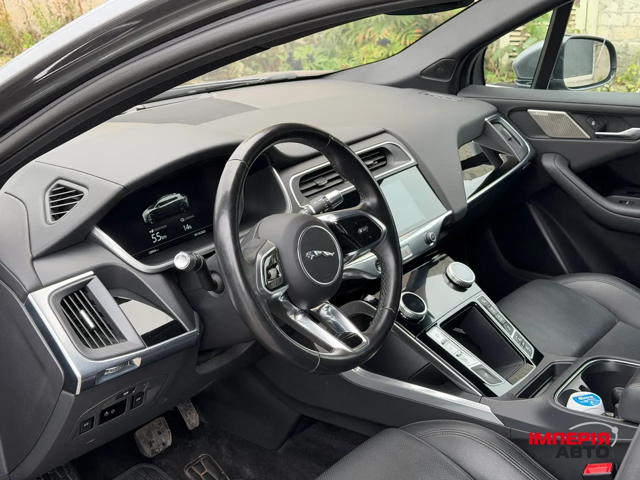 Jaguar I-Pace - фото 13