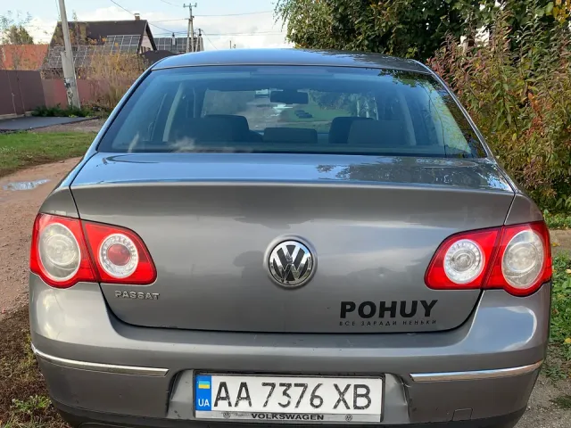Volkswagen Passat - фото 1
