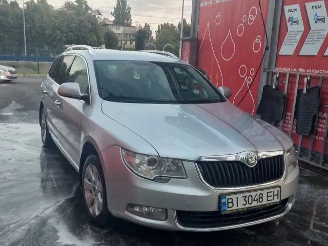 Skoda Superb - фото 1