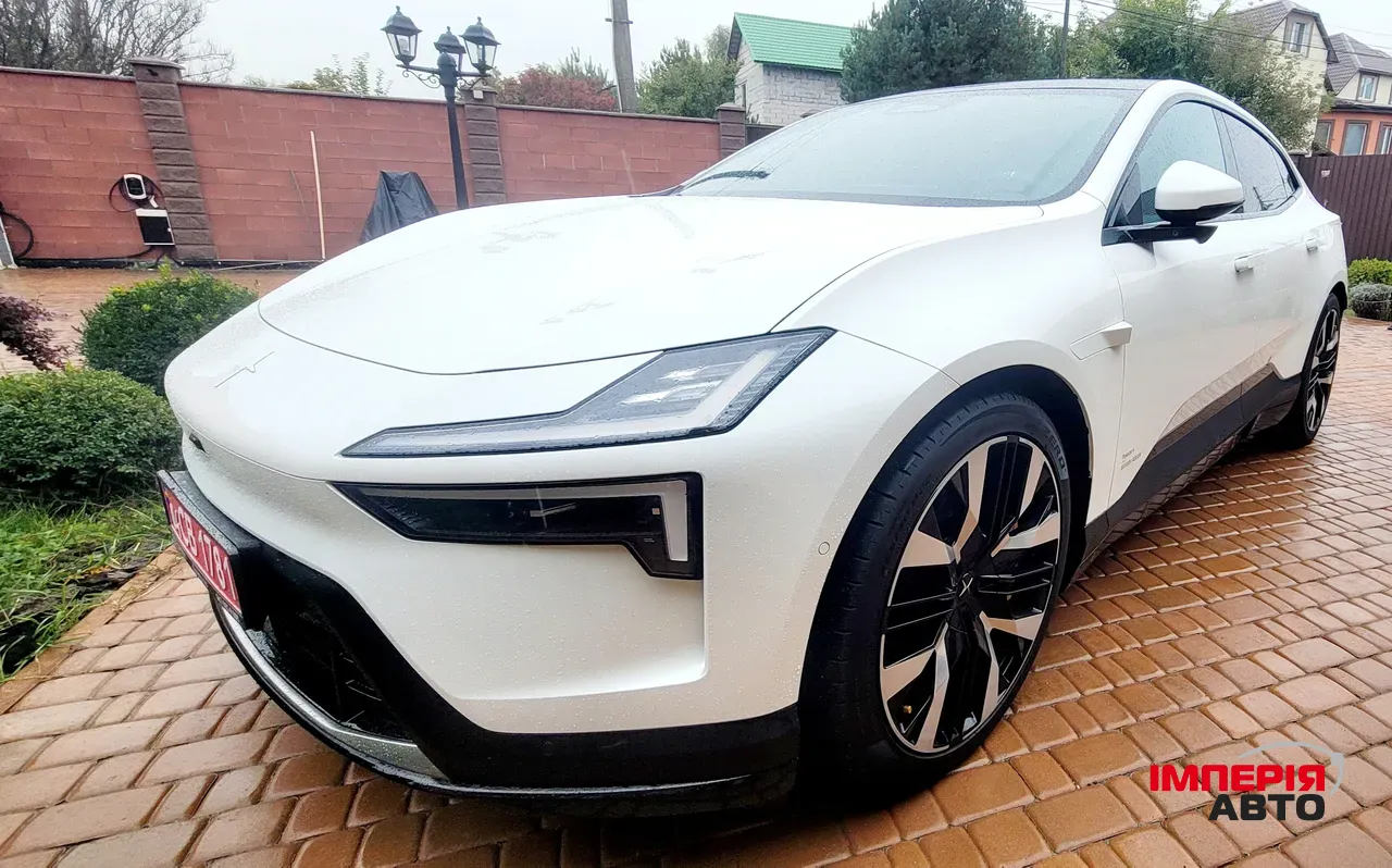 Polestar 4 - фото 3