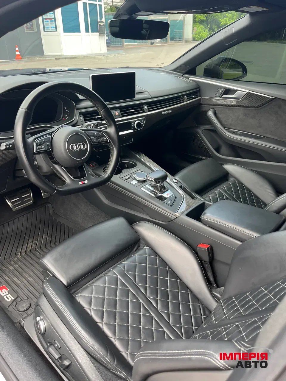 Audi S5 - фото 8