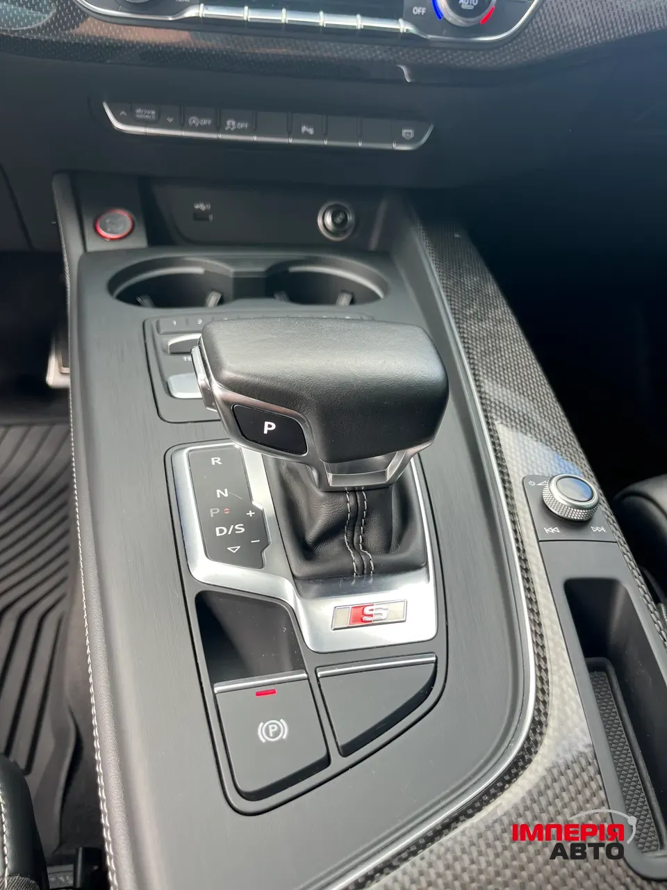Audi S5 - фото 14