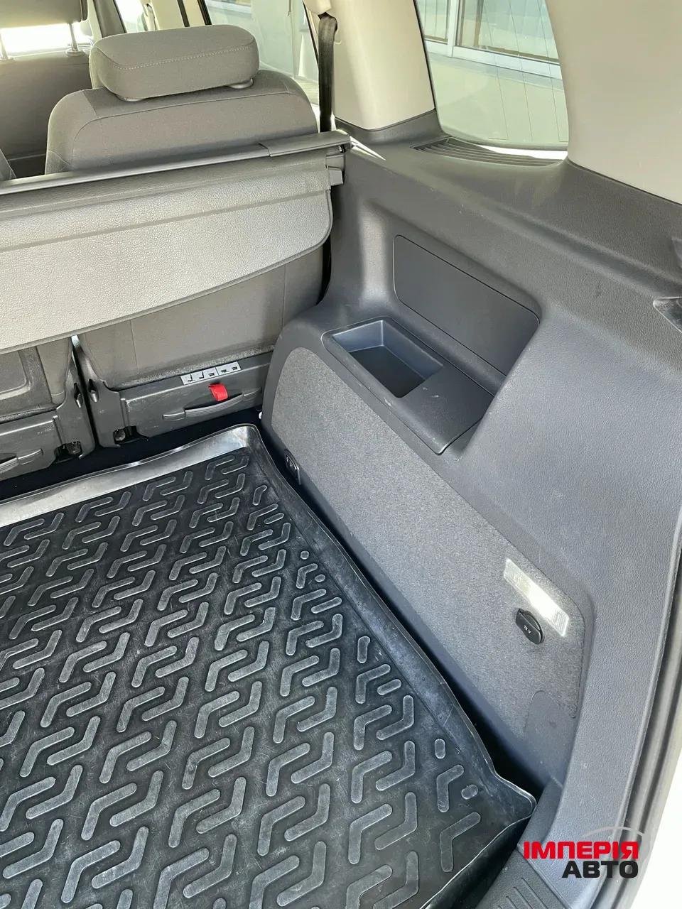 Volkswagen Touran - фото 27