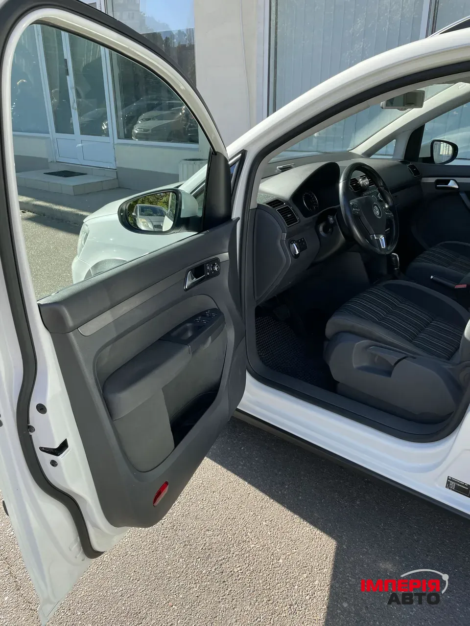 Volkswagen Touran - фото 31