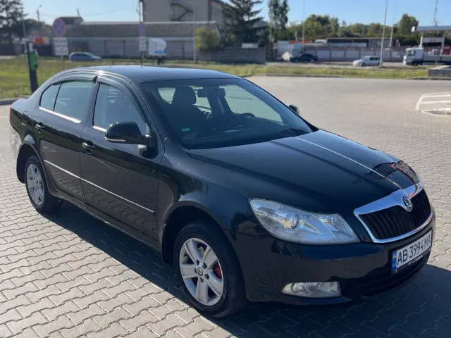 Skoda Octavia - фото 4