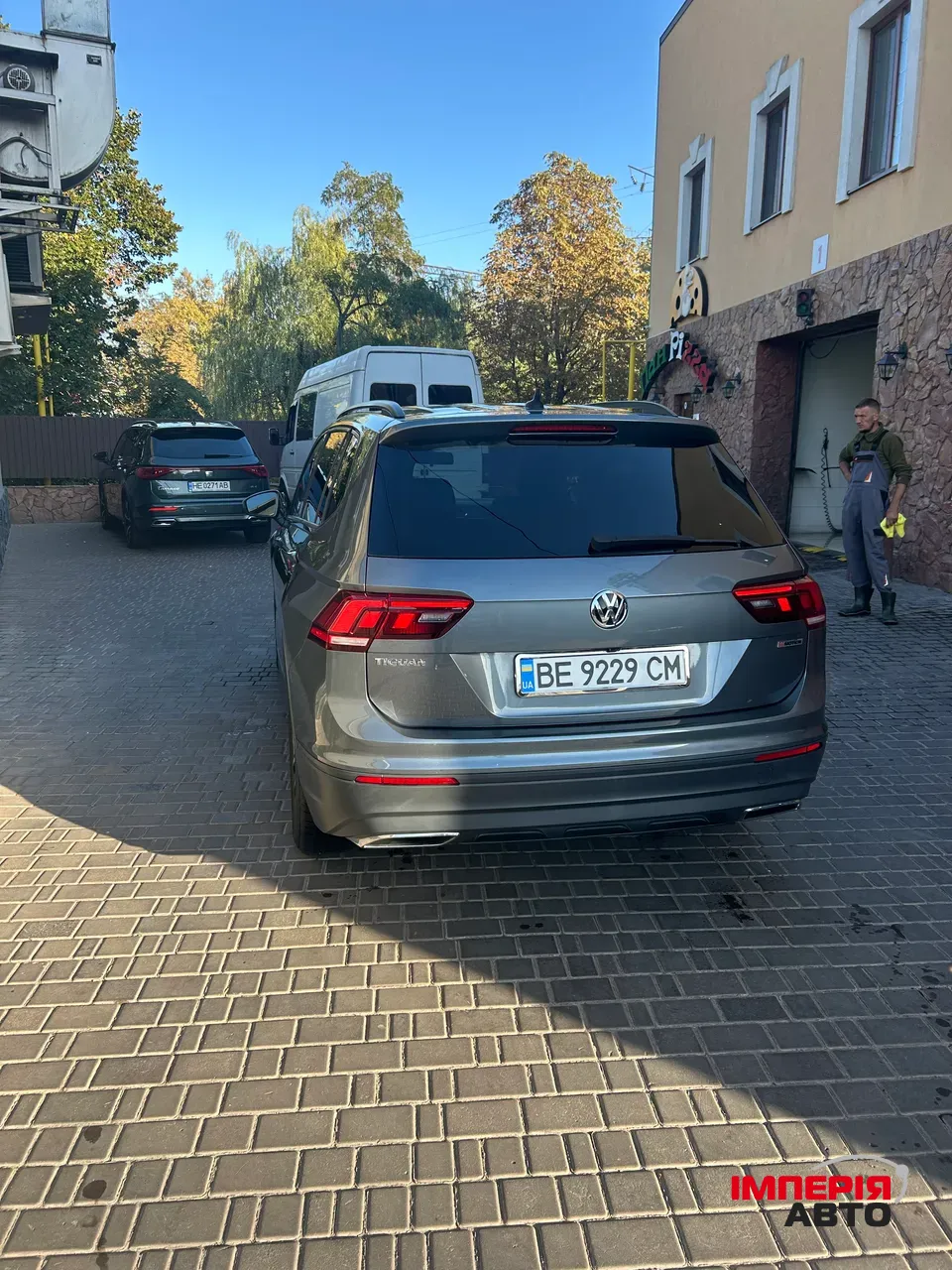 Volkswagen Tiguan - фото 5