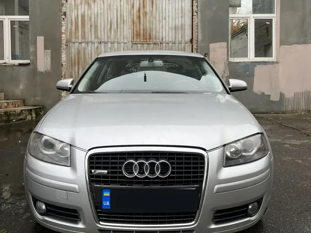 Audi A3 - фото 3