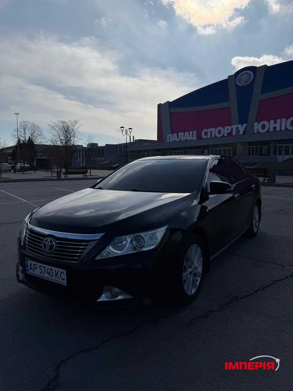Toyota Camry - фото 3
