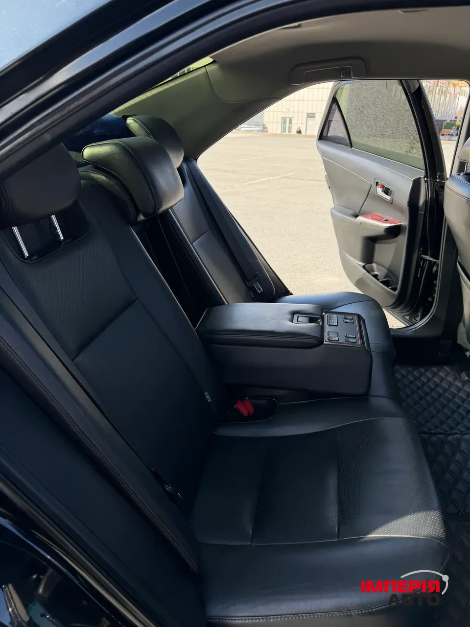 Toyota Camry - фото 12