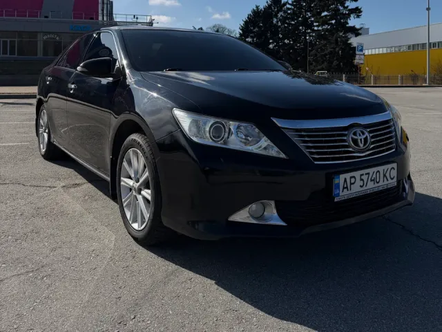 Toyota Camry - фото 5