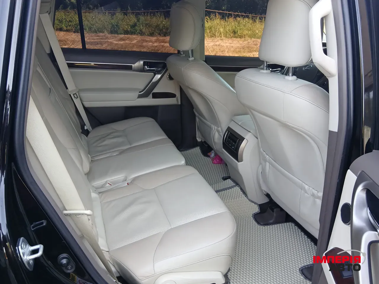 Lexus GX - фото 11