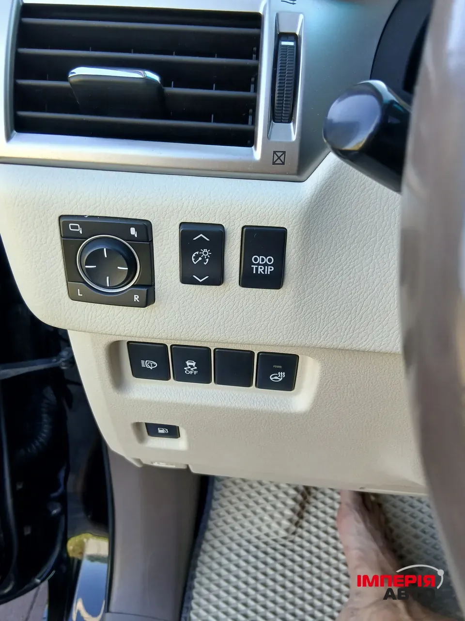 Lexus GX - фото 13