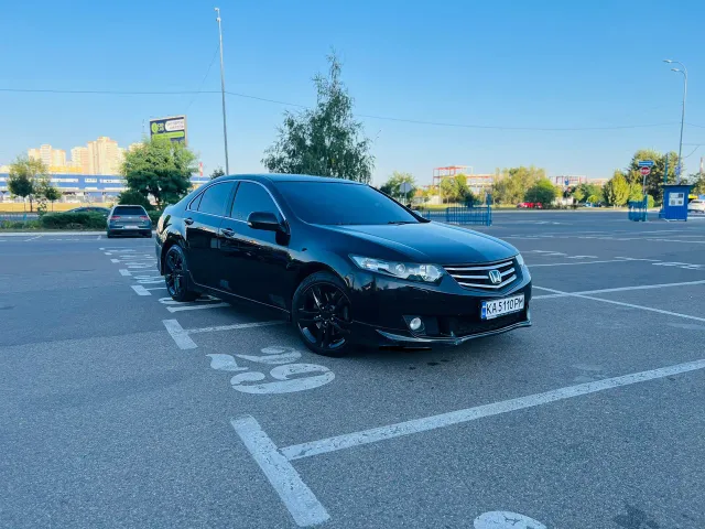 Honda Accord - фото 1