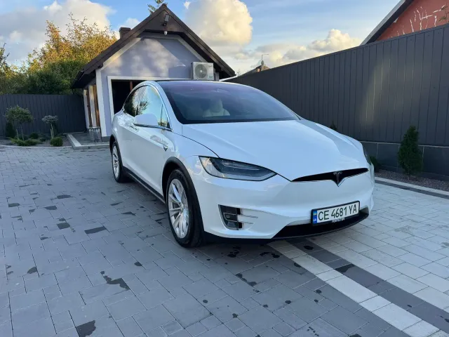Tesla Model X - фото 4
