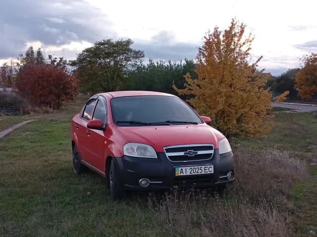 Chevrolet Aveo - фото 1