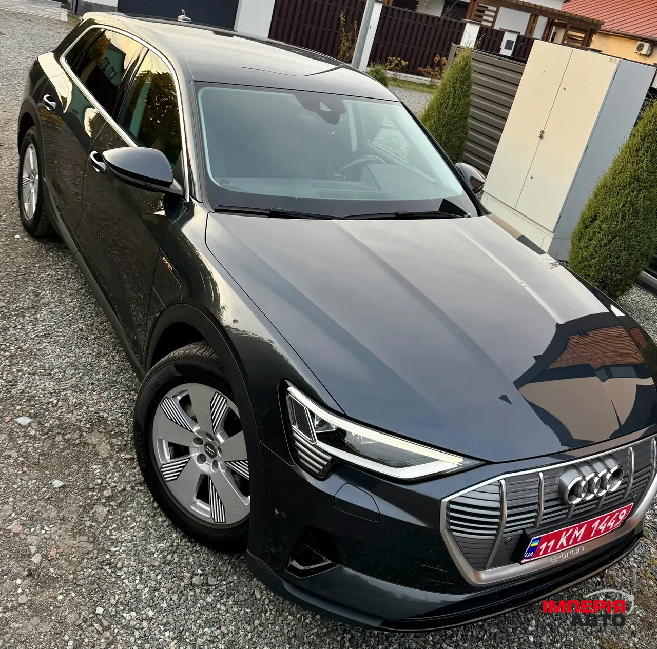 Audi e-tron - фото 8