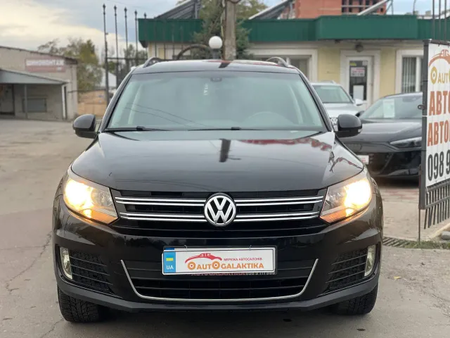 Volkswagen Tiguan - фото 2