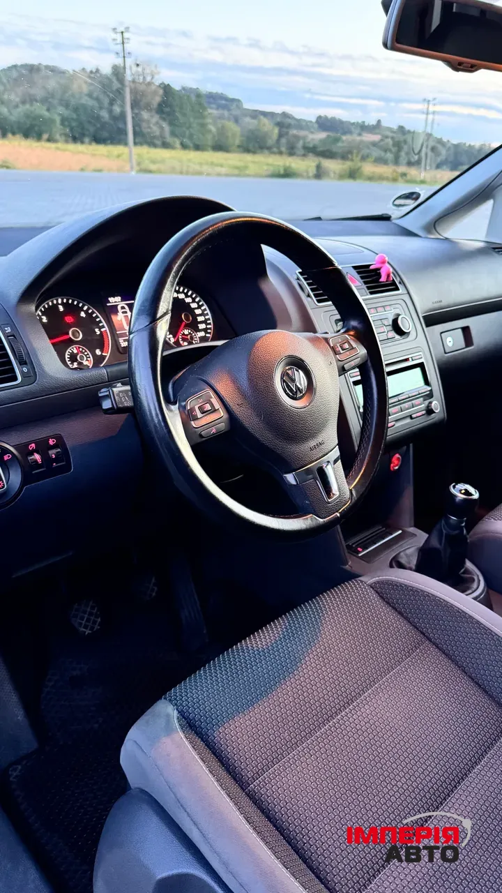 Volkswagen Touran - фото 29