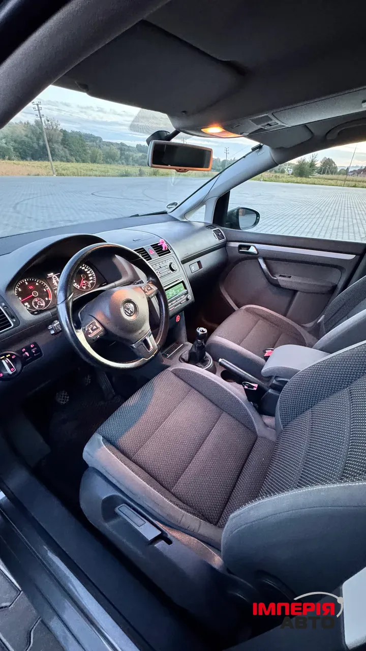 Volkswagen Touran - фото 33