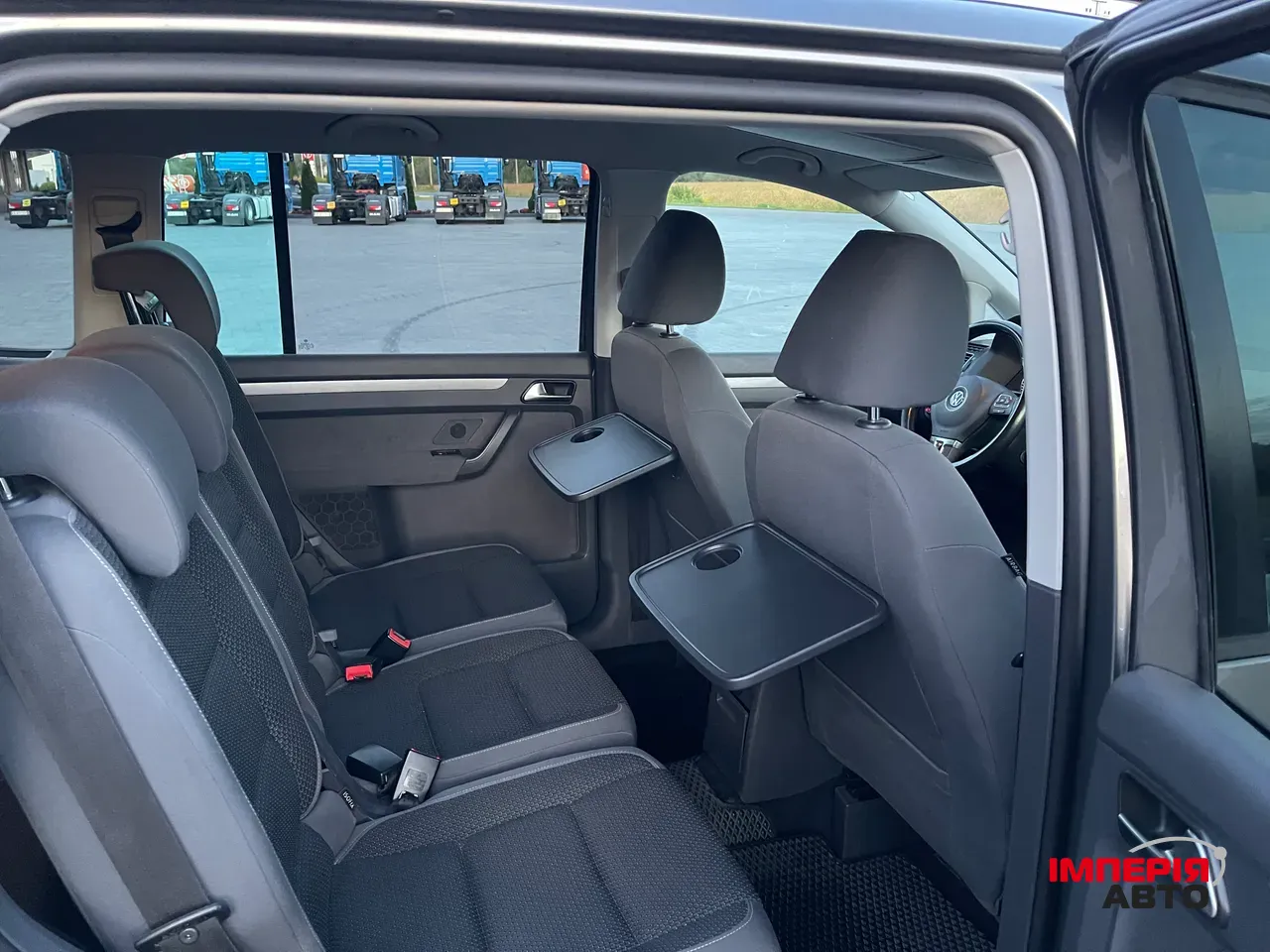 Volkswagen Touran - фото 38