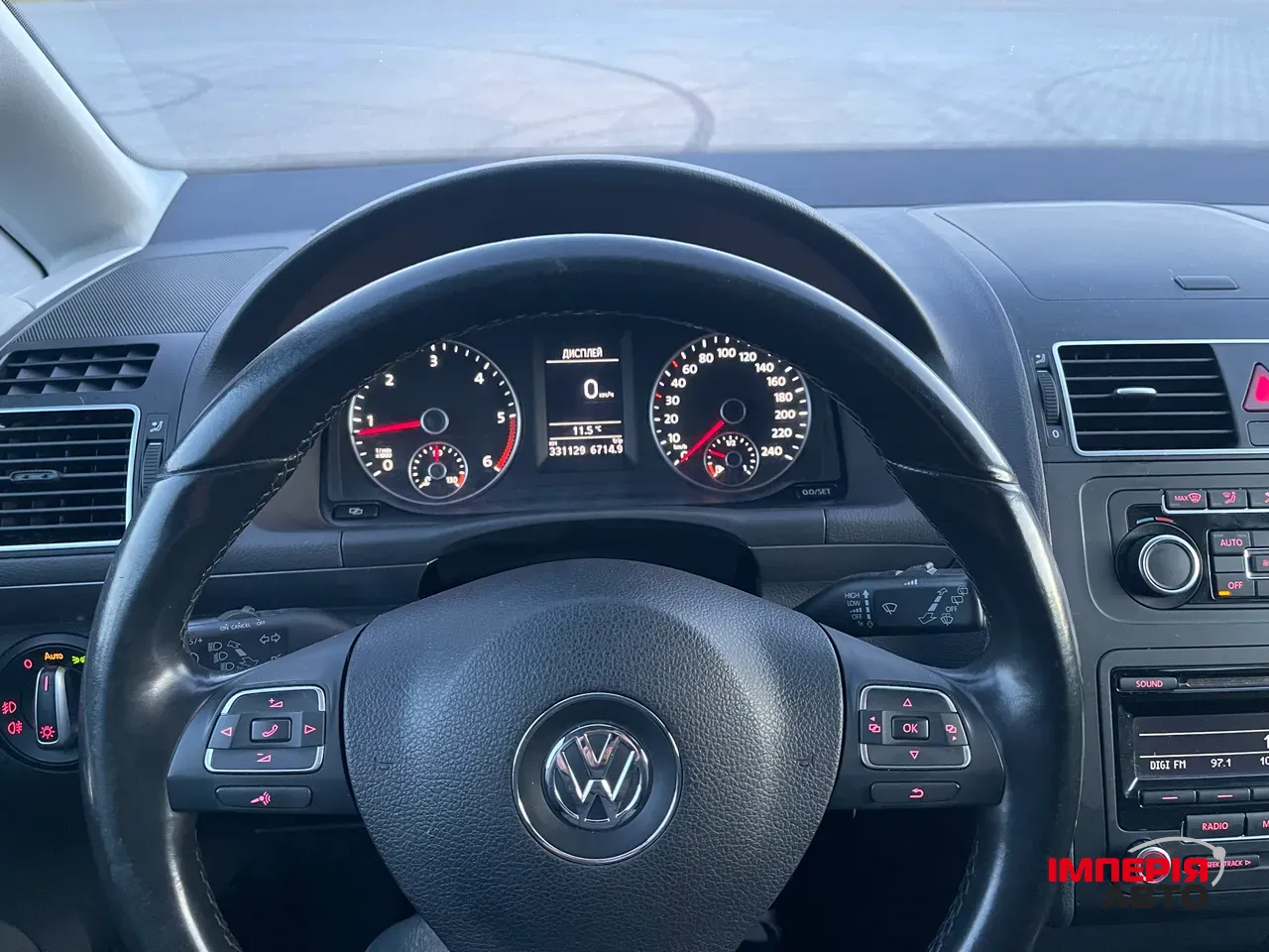 Volkswagen Touran - фото 25