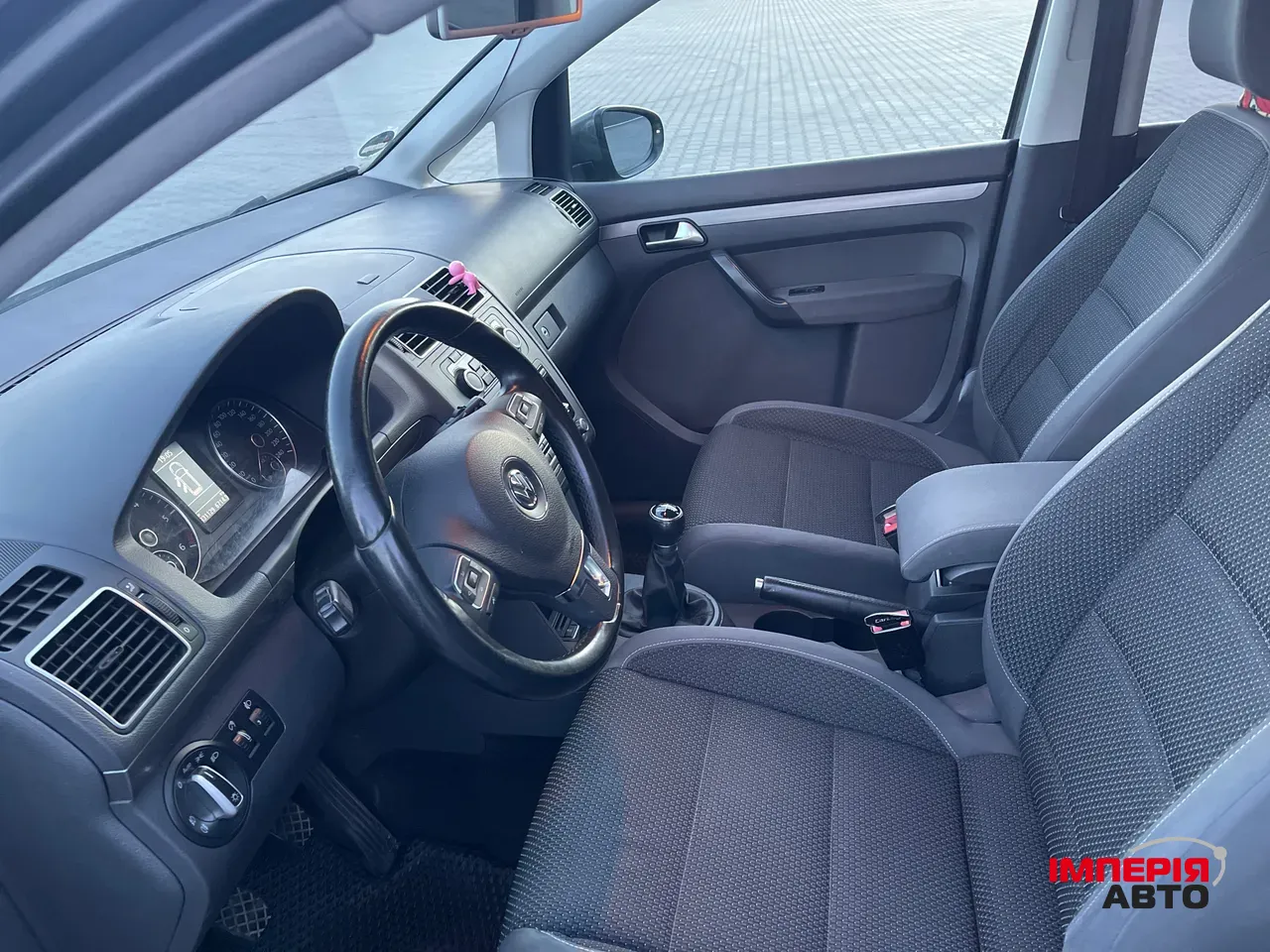 Volkswagen Touran - фото 19