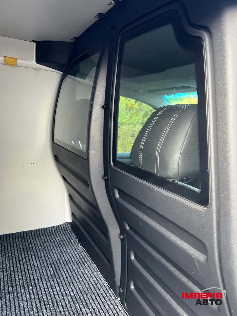 Volkswagen Caddy - фото 18