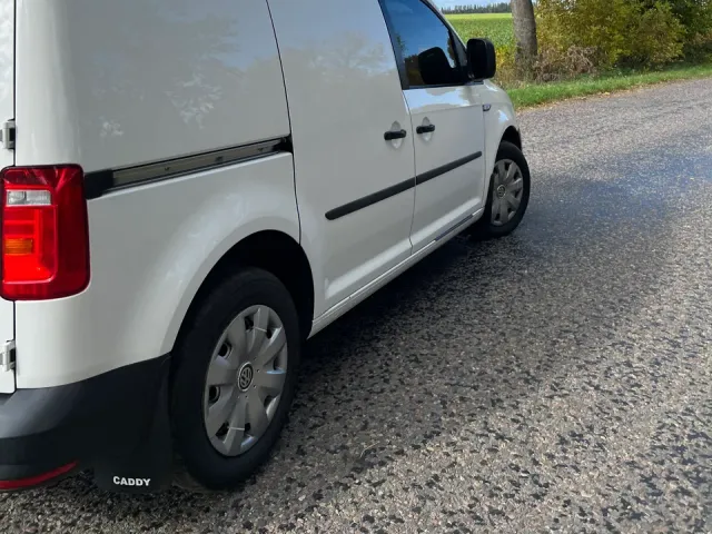 Volkswagen Caddy - фото 3