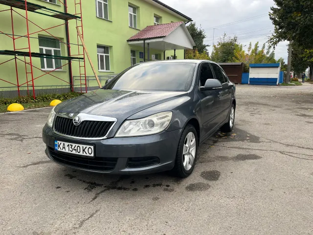 Skoda Octavia - фото 2
