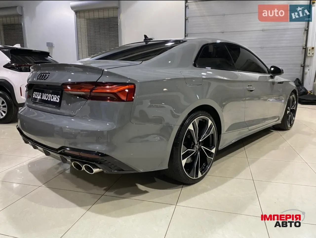 Audi S5 - фото 7