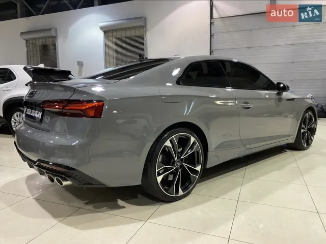Audi S5 - фото 4