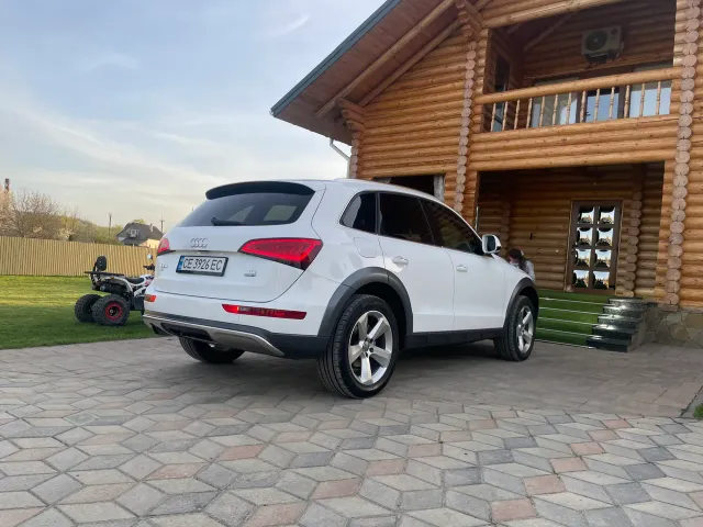 Audi Q5 - фото 2