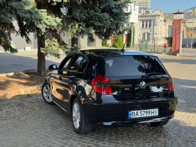 BMW 1 серії - фото 3