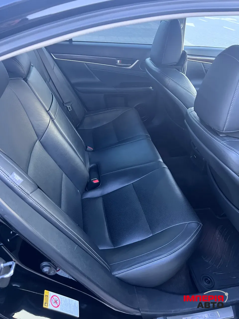 Lexus GS - фото 9