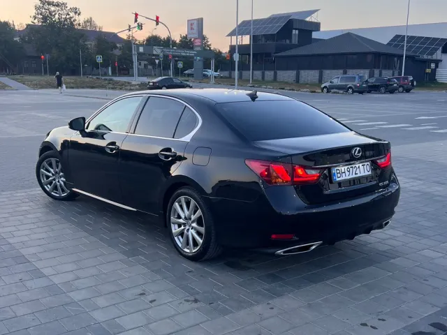 Lexus GS - фото 5