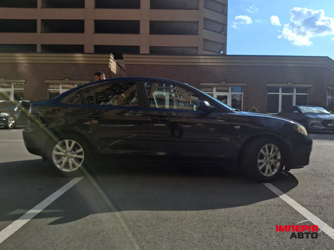 Mazda 3 - фото 6