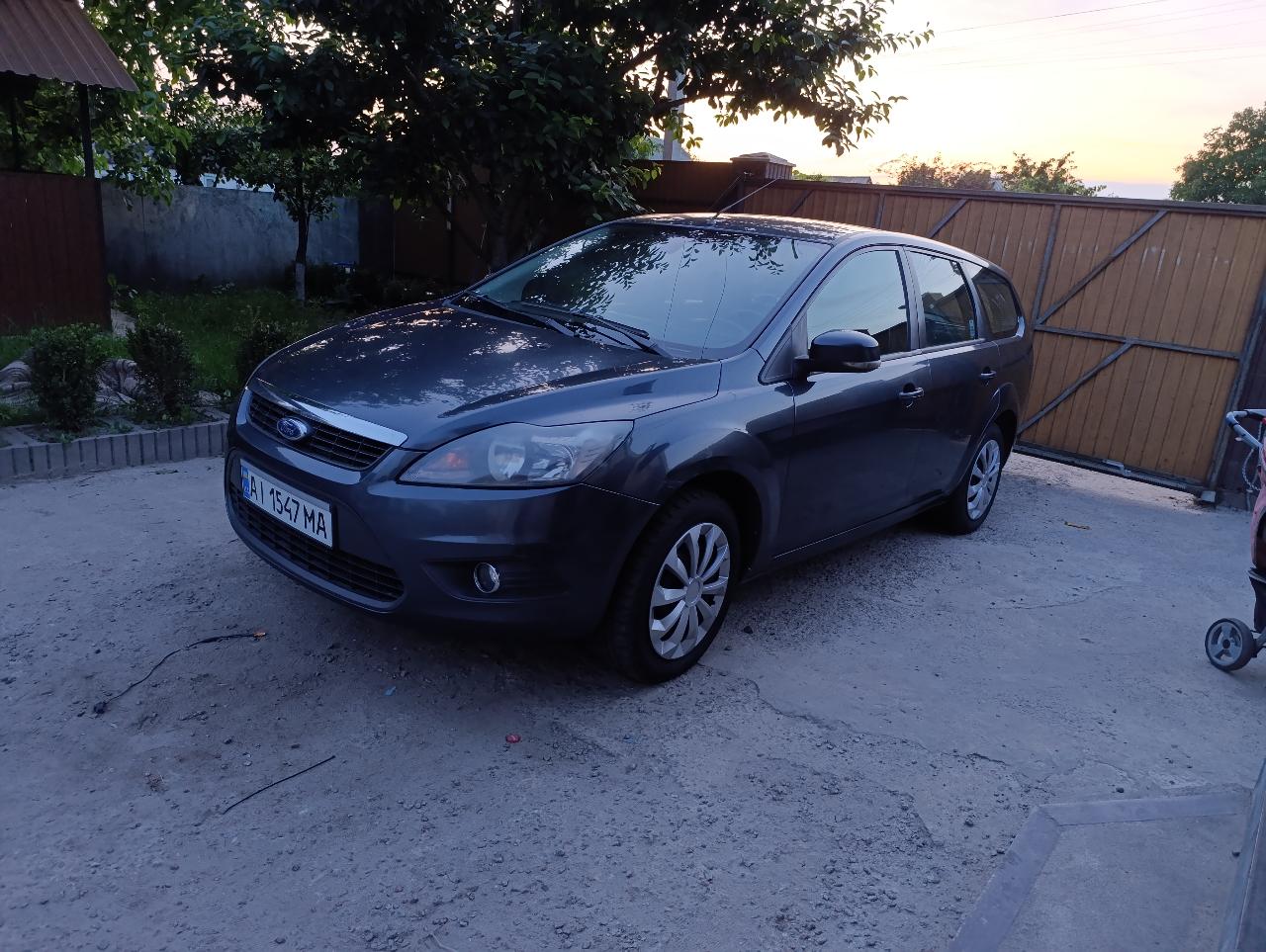 Ford Focus - фото 1