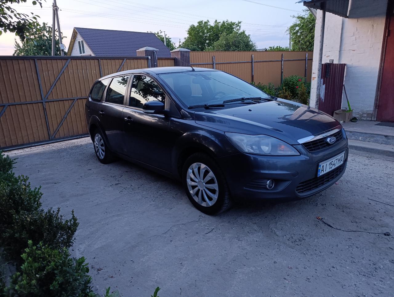 Ford Focus - фото 3