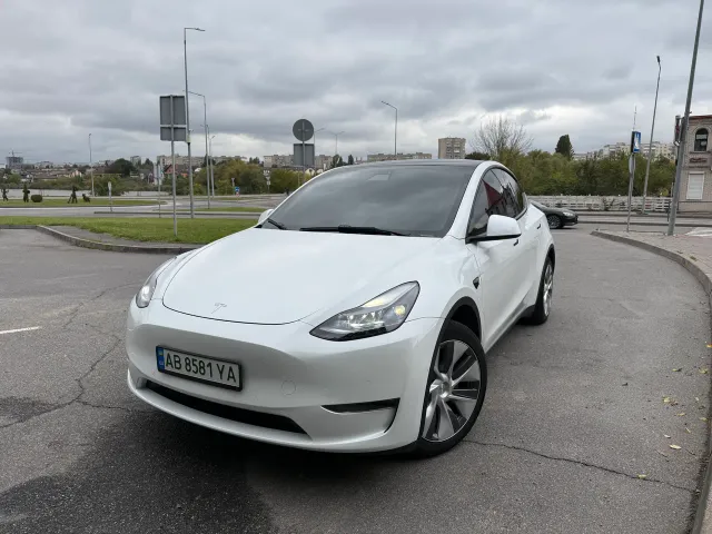 Tesla Model Y - фото 2