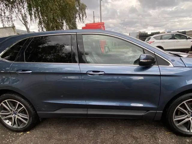 Ford Edge - фото 1