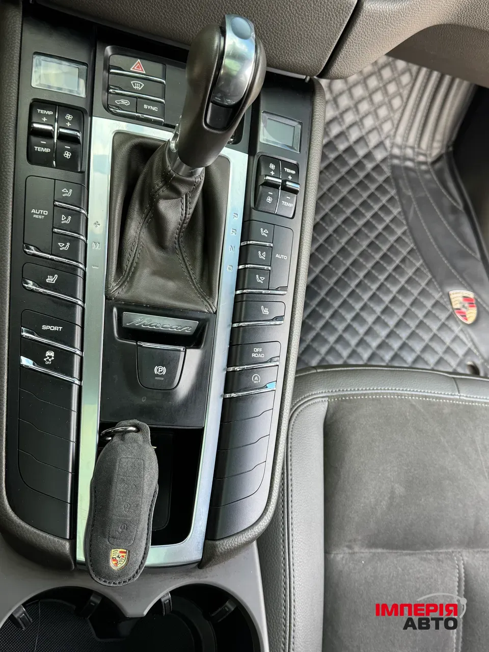 Porsche Macan - фото 12