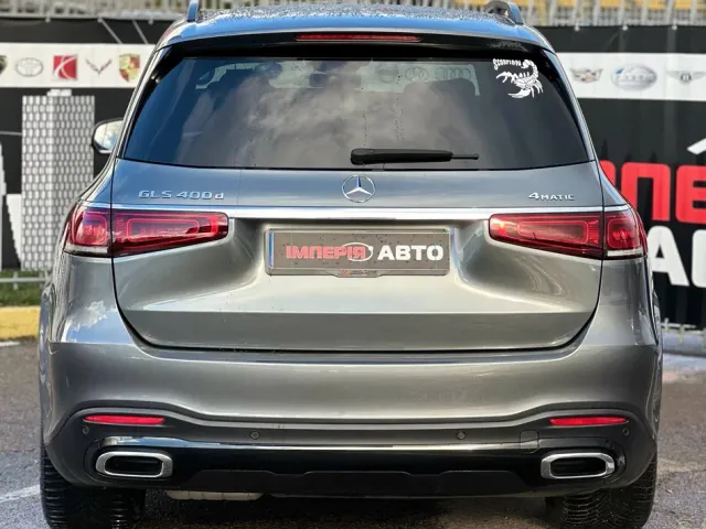 Mercedes-Benz GLS - фото 3