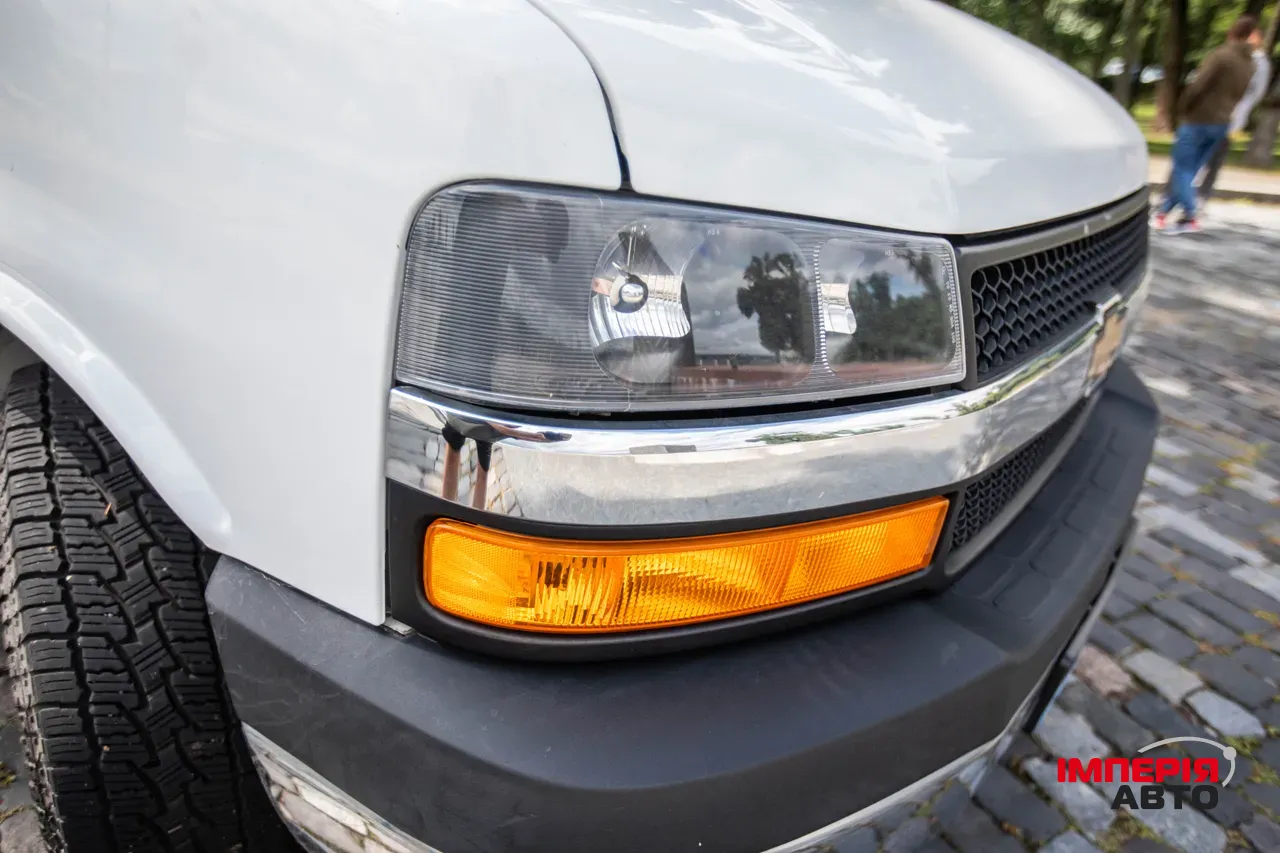 Chevrolet Express - фото 53