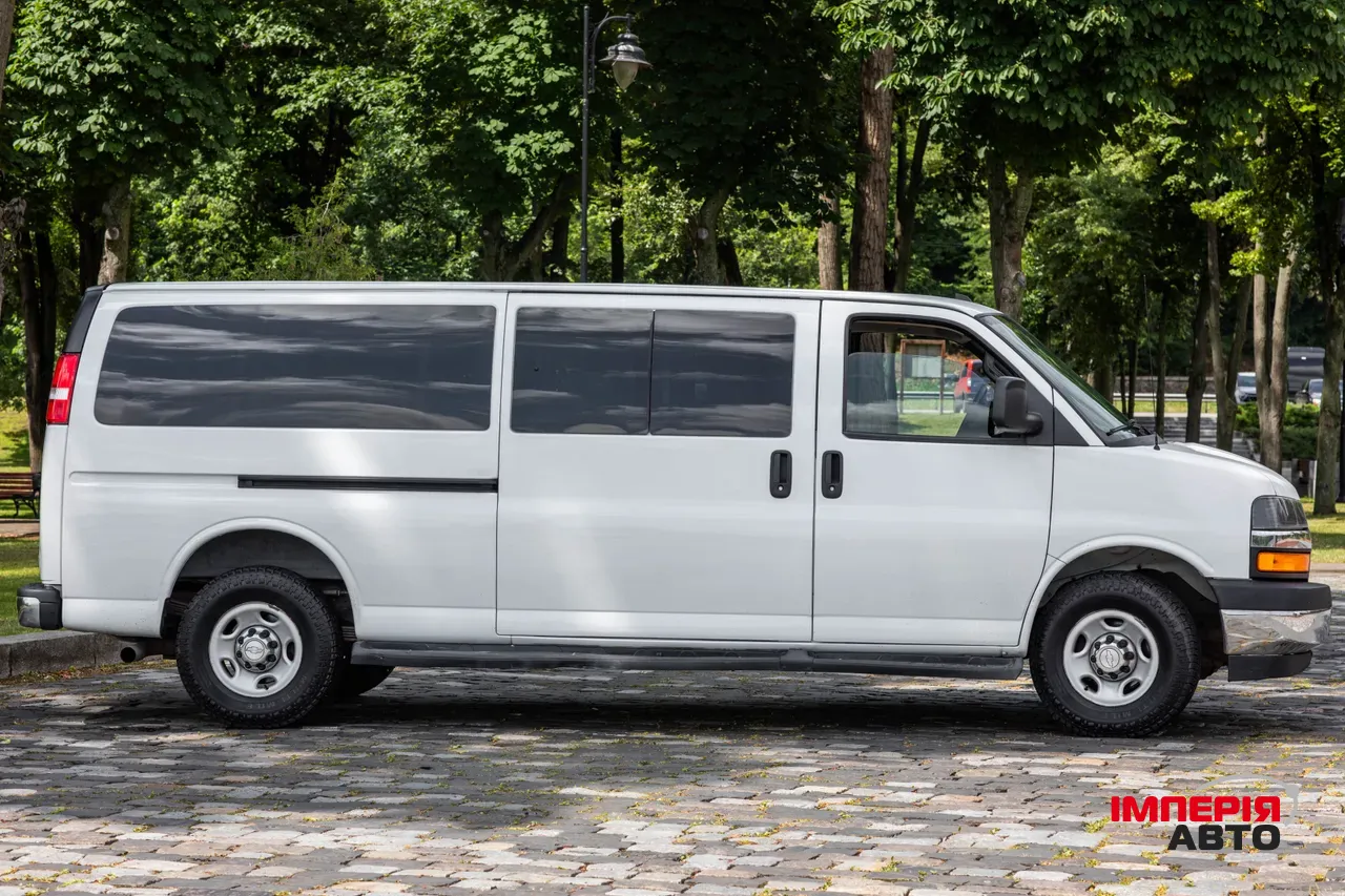 Chevrolet Express - фото 5