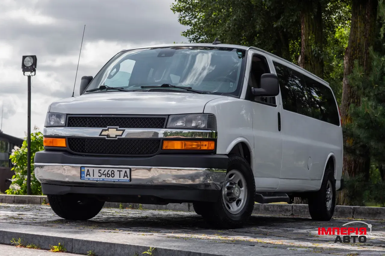 Chevrolet Express - фото 2