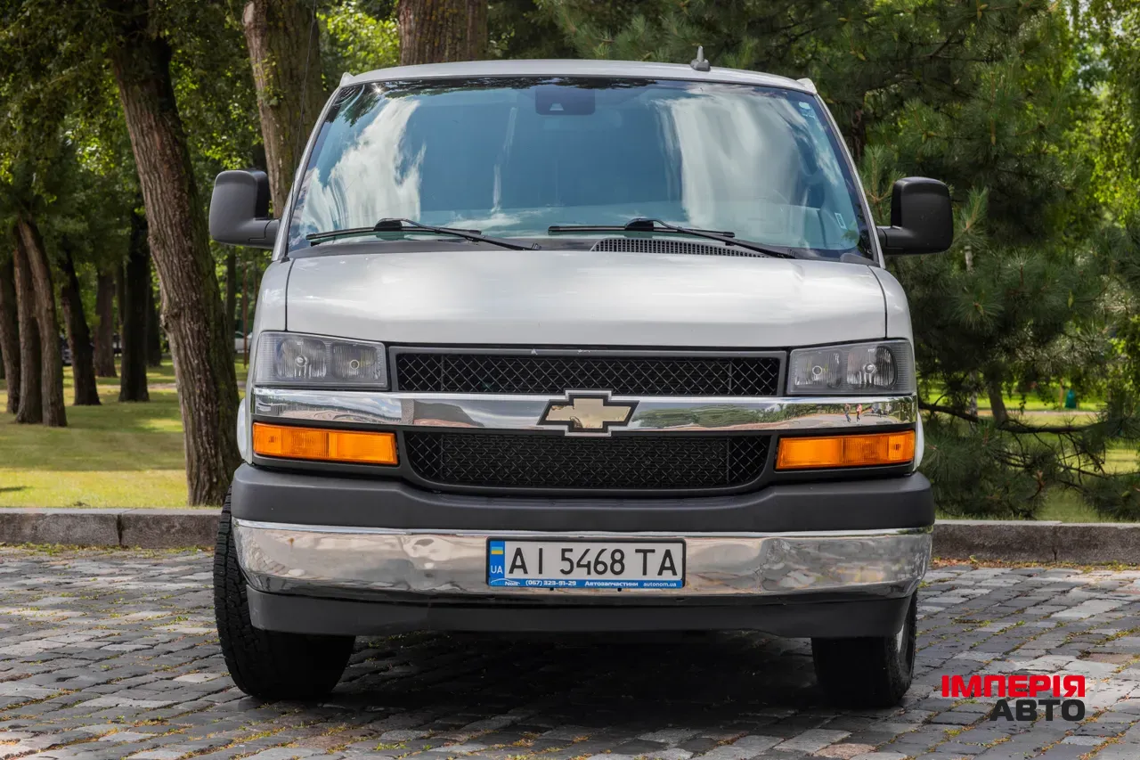 Chevrolet Express - фото 8