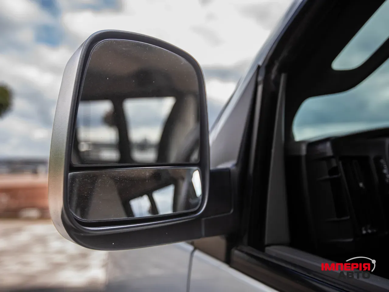 Chevrolet Express - фото 54