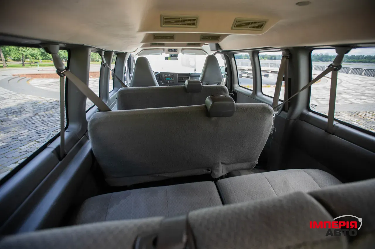 Chevrolet Express - фото 32