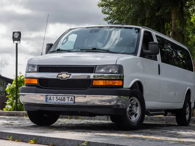 Chevrolet Express - фото 2